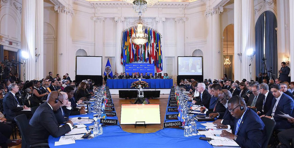 O chanceler da República Bolivariana da Venezuela, Jorge Arreaza, rechaçou nesta terça-feira (5) uma resolução aprovada na Organização dos Estados Americanos (OEA) que abre o caminho ao intervencionismo contra o país