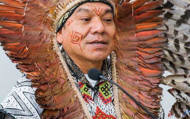 Foi preso, acusado de tráfico internacional de drogas. Solto por um habeas corpus, desde então Siã vive sob o peso desse, tendo que ir mensalmente a Feijó para provar que está dentro do estado do Acre e disponível, ao alcance da justiça. Em 19 de março deste ano, foi condenado em primeira instância a dez anos de prisão