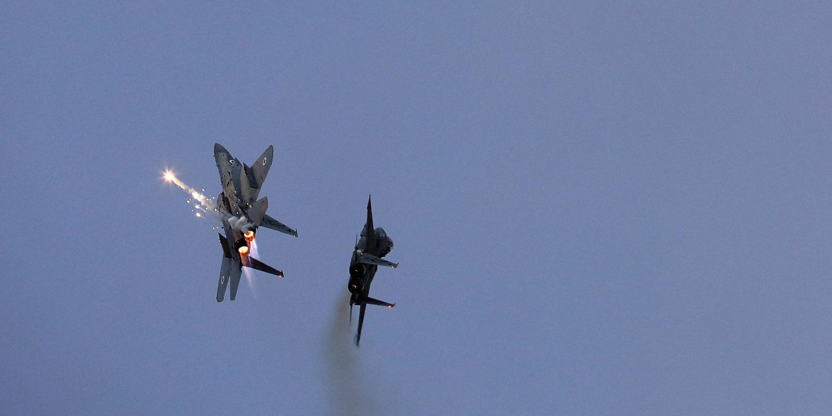 Caças F-15 da Força Aérea de Israel (IAF) atacam posições do Hamas na Faixa de Gaza