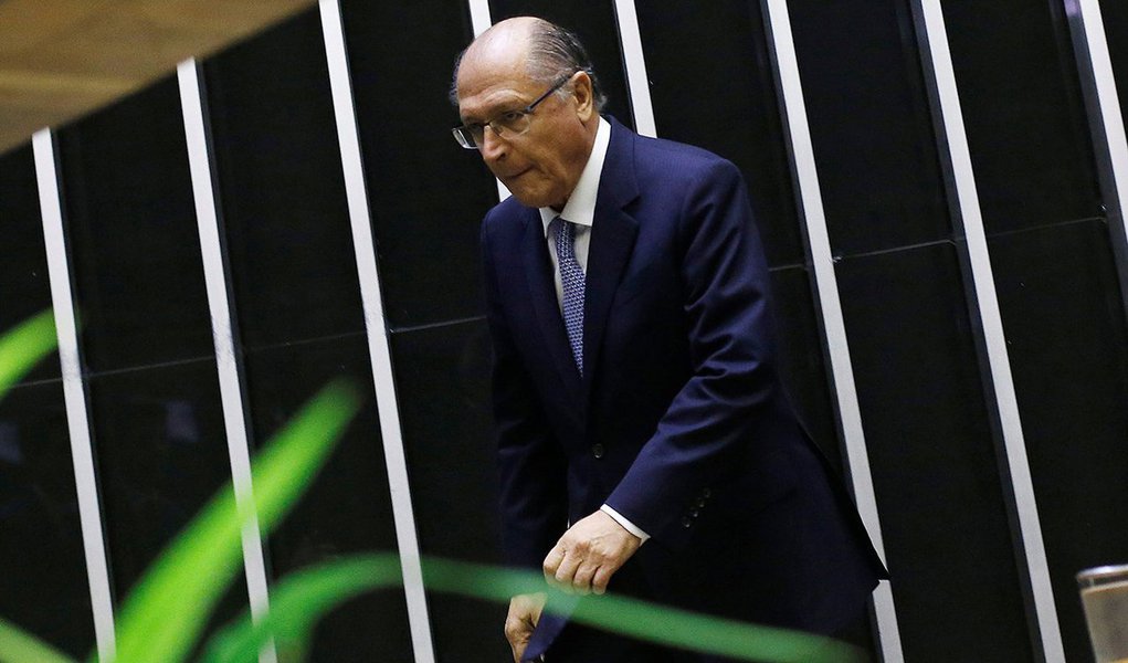 Pré-candidato do PSDB à Presidência, Geraldo Alckmin, no Congresso Nacional 25/04/2018 REUTERS/Adriano Machado