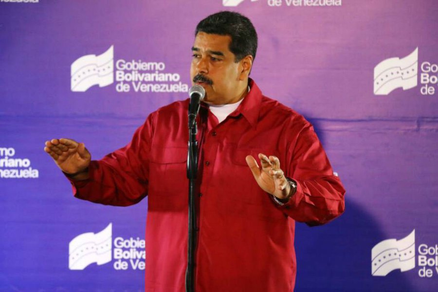 O presidente da Venezuela, Nicolás Maduro, instou o mundo a respeitar o país e as eleições presidenciais e para os Conselhos Legislativos regionais realizadas neste domingo (20).