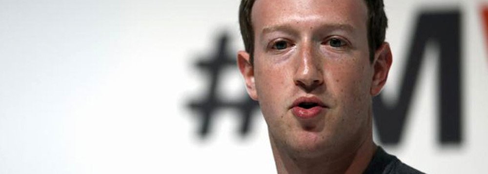 O fundador do Facebook, Mark Zuckerberg, dará explicações aos deputados do Parlamento Europeu sobre o uso de dados pessoais dos usuários, após o vazamento em massa de informações à empresa Cambridge Analytica; a companhia, contratada pelas campanhas do presidente Donald Trump, em 2016, e pela do Brexit, é acusada de recolher dados de 50 milhões de usuários do Facebook para influenciar eleições
