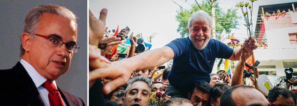 "A semana começou mal para os adversários de Lula e do PT", diz o sociólogo e presidente do Instituto Vox Populi, Marcos Coimbra, em referência à pesquisa publicada pelo Datafolha que aponta que "Lula segue fortíssimo nas pesquisas e a eleição caminha para um desfecho indesejado para a coalizão que derrubou Dilma"; para ele, é "difícil falar de um número tão claro de modo tão dissimulado" e "quem não gostar desse cenário que vá se acostumando. Enquanto isso, pode continuar acendendo velas para que um futuro Datafolha lhe traga boas-novas"