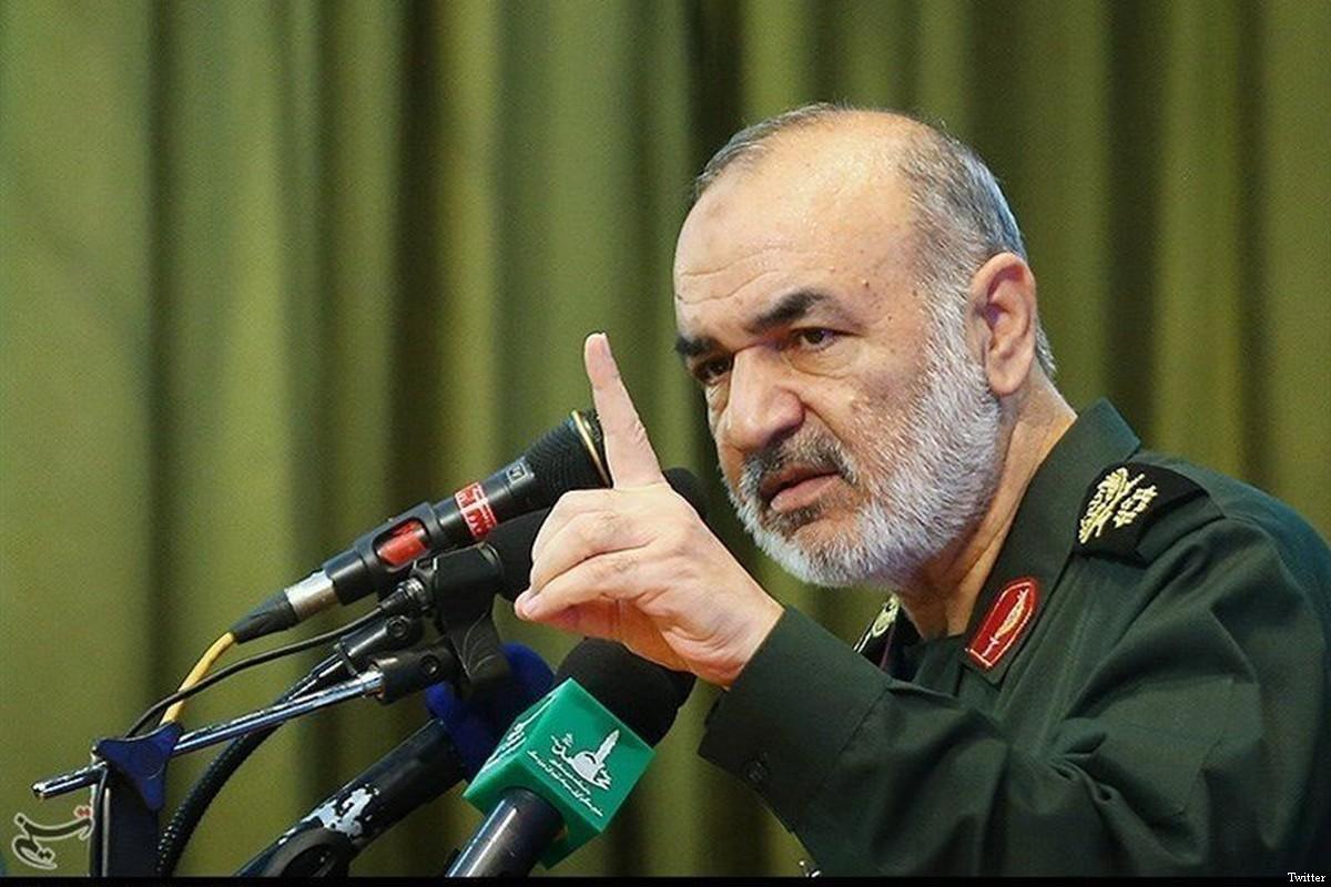 O subcomandante do Corpo de Guardiães da Revolução Islâmica (CGRI) do Irã, general de brigada Hosein Salami, afirmou na quinta-feira (21) que o inimigo da República Islâmica "perdeu todas as suas capacidades para uma guerra, embora seja fisicamente forte"