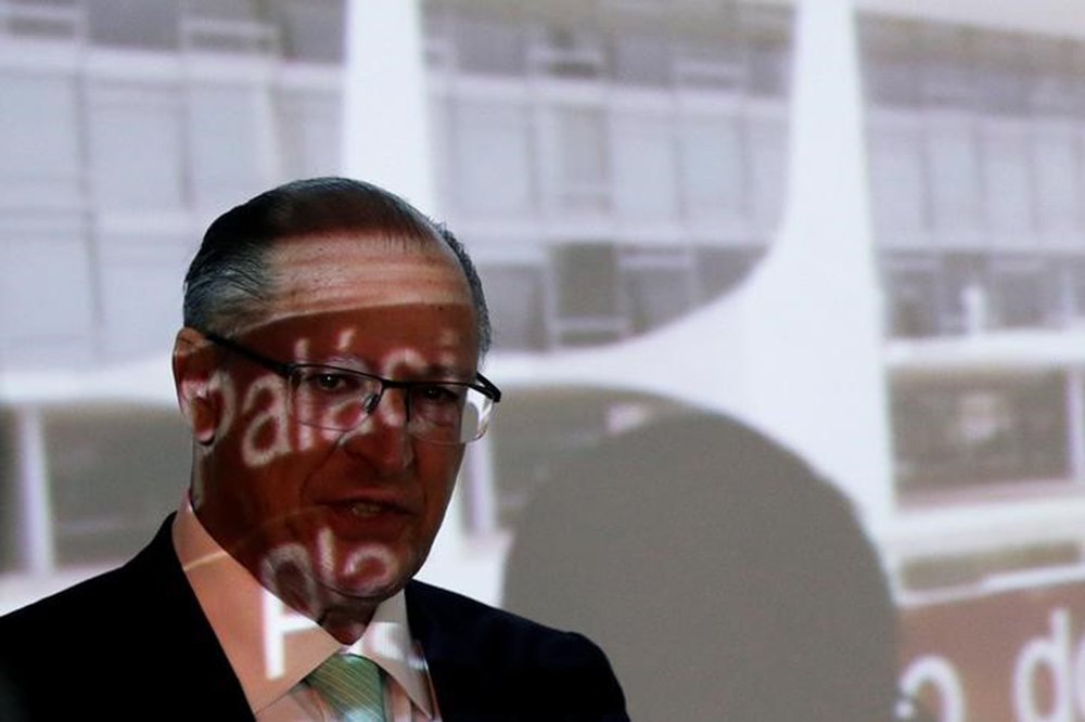 Alckmin durante reunião de governadores no Palácio do Planalto 22/11/2016 REUTERS/Ueslei Marcelino