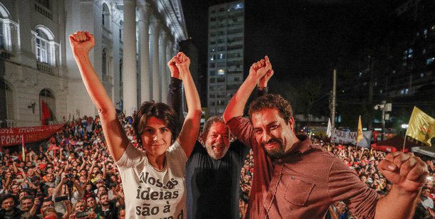 Diante de todas essas atrocidades que vem sendo cometidas e da atual conjuntura política, a esquerda no Brasil, mais do que nunca, precisa estar unida e fortalecida. A experiência de 2002 ao elegermos com a nossa união o primeiro operário presidente foi exitosa neste sentido