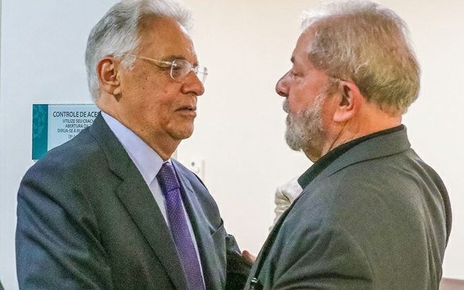 FHC sabe das coisas. Por exemplo, está careca de saber que o julgamento de Lula é puramente ideológico. Ao dizer sobre parcialidade, seletividade do judiciário, o ex-presidente tucano se sentiu incomodado. Sua consciência acusou