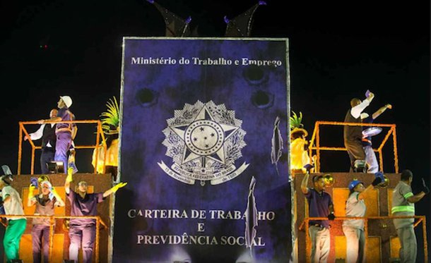 Tuiuti renovou o espírito crítico do Carnaval. Ainda há liberdade a ser guerreada. Parabéns à Tuiuti por estar no mesmo ritmo da batida do coração do povo brasileiro. A escola de samba fez lembrar que nosso sangue é vermelho e que o coração bate do lado esquerdo do peito