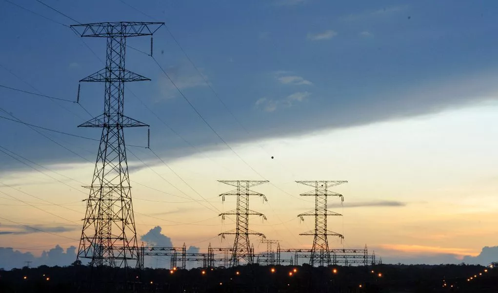 Aneel mantém multa de R$ 1,23 milhão a empresas do Grupo MEZ