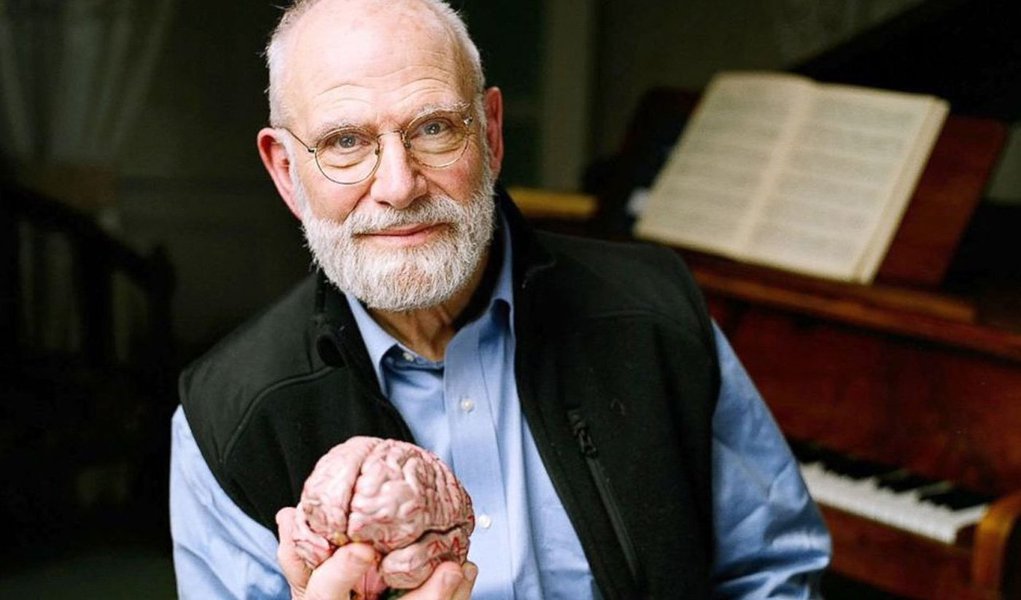 Neurologista e autor de livros como "Um Antropólogo em Marte", Oliver Sacks, morreu neste domingo, 30,  em sua casa em Nova York, aos 82 anos, de câncer; as informações são do jornal "The New York Times"; em fevereiro, Sacks publicou um artigo relatando que tinha um câncer em estágio terminal e como queria viver seus últimos meses de vida; "Aos 81, ainda nado 1.600 metros por dia. Mas minha sorte se esgotou —há algumas semanas, soube que tinha múltiplas metástases no fígado", escreveu; seus livros venderam mais de um milhão de exemplares nos Estados Unidos