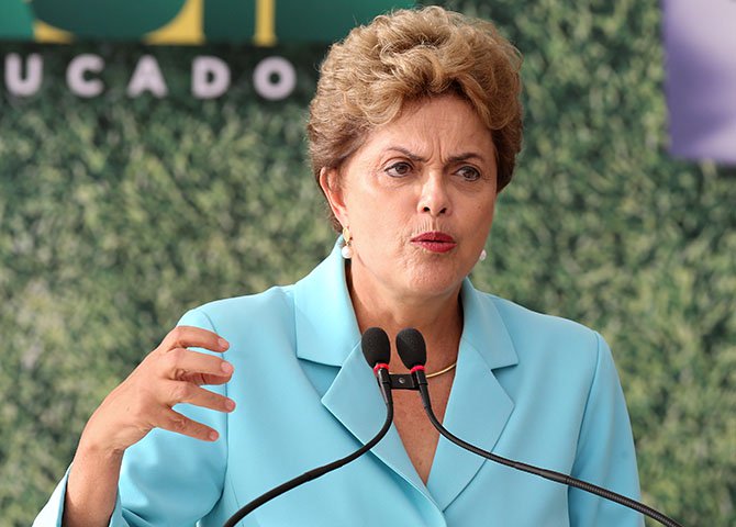‘Derrotar’ Dilma impondo-lhe um impedimento, sem um fato concreto típico, previsto constitucionalmente, como já se ensaiou, é não olhar para o Brasil