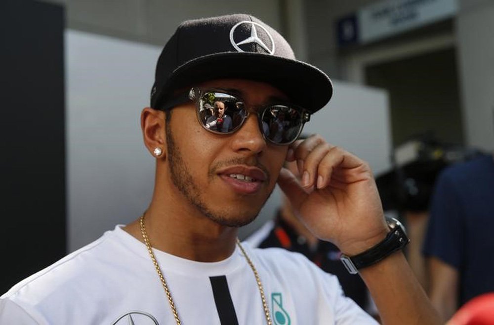 Lewis Hamilton durante entrevista na MalÃ¡sia.  26/03/15
Reuters / Olivia Harris
Livepic
