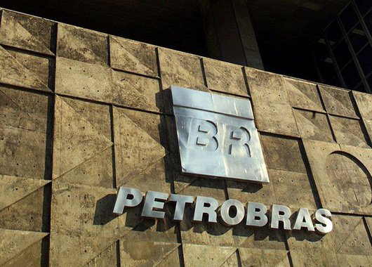A mídia monopolista brasileira não hesita em militar diuturnamente pela desmoralização da maior empresa brasileira, a Petrobras, e pela ruína das empreiteiras