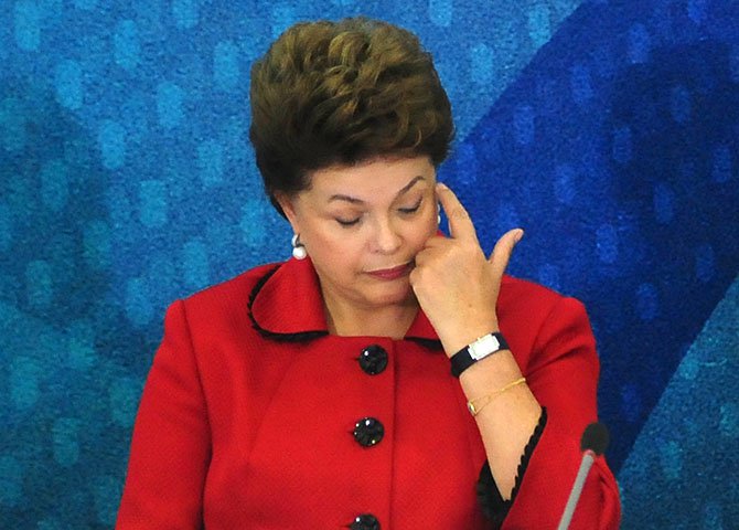 Dilma acreditou que calaria a boca da oposição ao mudar a política econômica, mas está isolada e corre o risco de enterrar o legado dos governos de esquerda