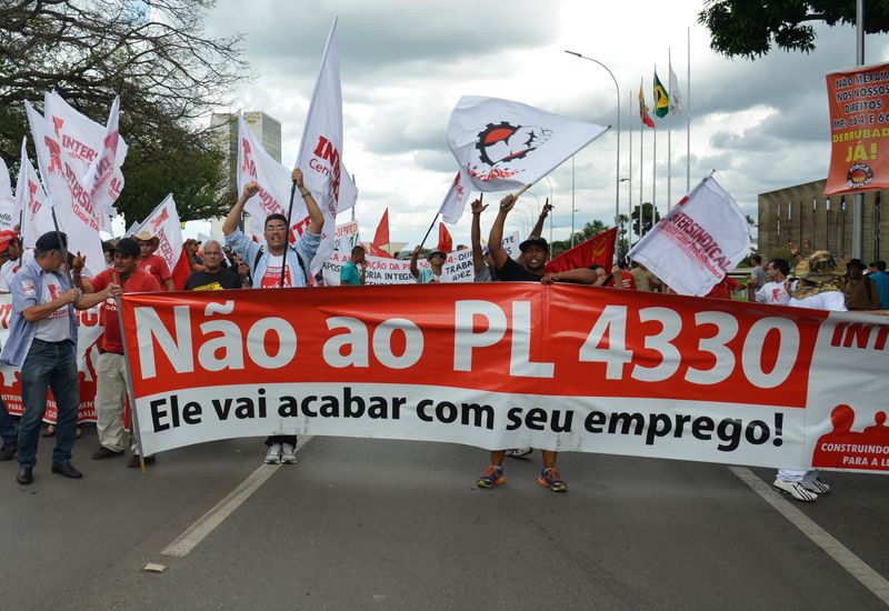 15 de abril é dia de paralisação nacional com protesto contra projeto da terceirização
