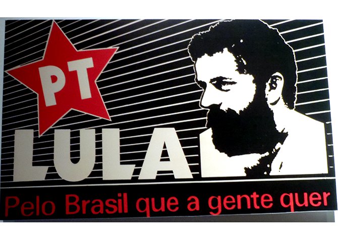 Verdade seja dita, Lula sempre usou sua força para a defesa, é hora de usá-la para o ataque, para despertar e reencantar os políticos e as massas