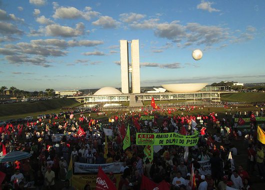 A primavera vai acontecer, no momento em que a classe trabalhadora em suas datas bases, ou outras categorias em solidariedade descobrirem a necessidade de se organizar