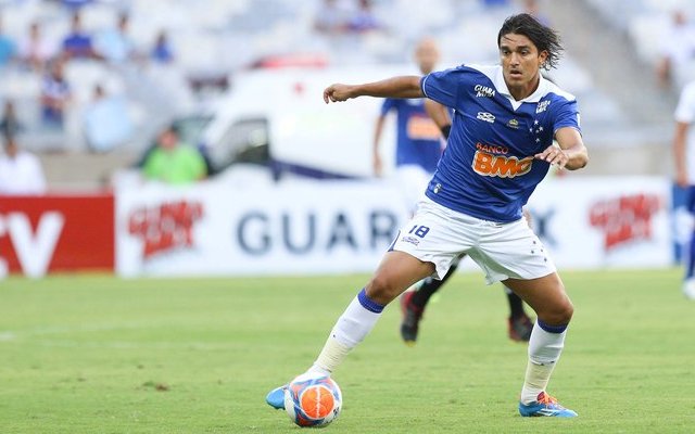 Raposa levou gol de empate nos minutos finais contra o Figueirense e quase perdeu seu jogo para o Palmeiras em casa da mesma forma