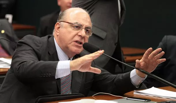 “É um instrumento de defesa”, diz relator de proposta de reciprocidade às tarifas de Trump