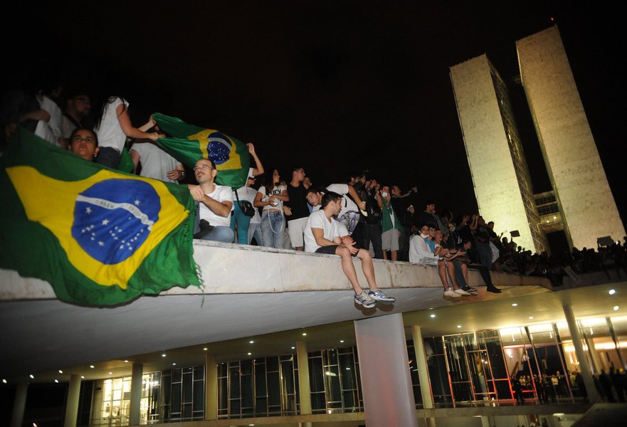 A culpa da falta de mudança no cenário político não é do eleitor, mas sim dos políticos que não souberam se comunicar com esse público