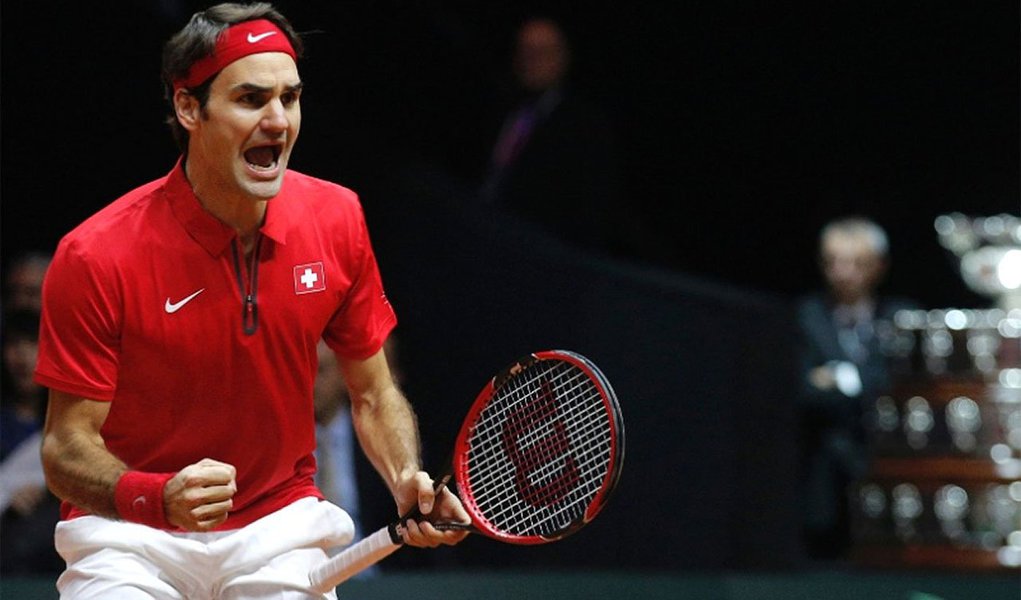 O tenista Roger Federer teve um desempenho clássico, como nos velhos tempos, e venceu Richard Gasquet por 6/4, 6/2 e 6/2 para dar à Suíça o seu primeiro título da Copa Davis, com a vitória por 3 x 1 sobre a França, neste domingo