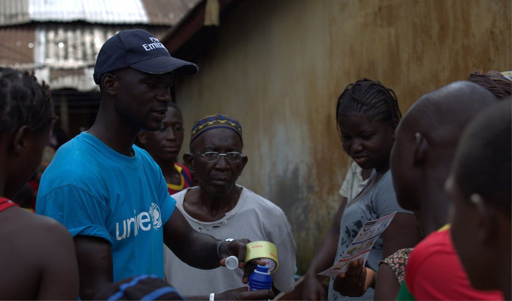 A agência da Organização das Nações Unidas (ONU) informou que o número de mortos chegou a 1.427, um aumento de 77 em relação à última atualização, e o de casos de Ebola a 2.615, nos quatro países afetados: Guiné, Libéria, Nigéria e Serra Leoa