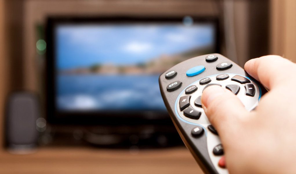 O Brasil teve 170 mil novas assinaturas de TV paga em abril, para 18,58 milhões, segundo dados divulgados pela Agência Nacional de Telecomunicações (Anatel) nesta quarta-feira; na comparação com abril de 2013, houve 1,6 milhão de adições