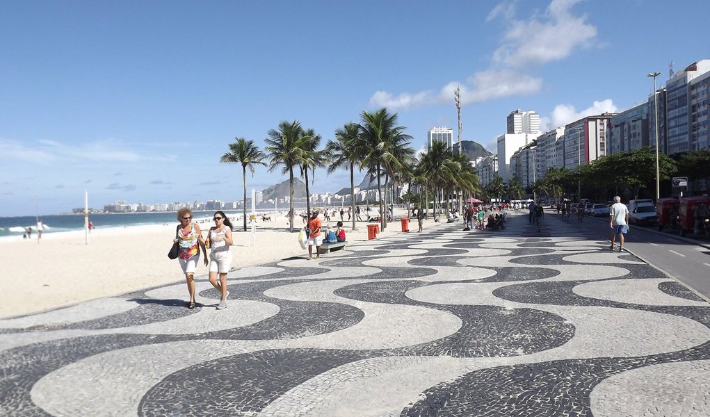Treze ideias de cidadãos cariocas serão testadas pela prefeitura do Rio de Janeiro e poderão virar políticas públicas nos próximos meses; elas foram escolhidas entre 1.700 propostas inscritas em um um concurso da plataforma colaborativa Rio+, em que as pessoas puderam propor ideias para melhorar a vida na cidade