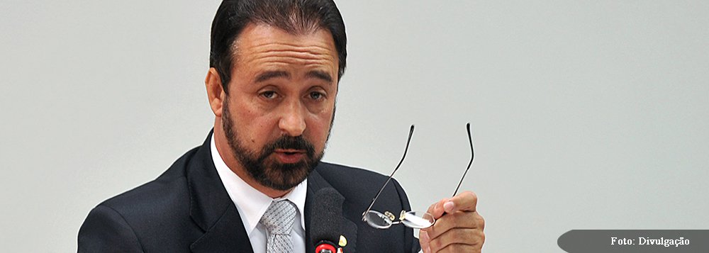 O deputado Sérgio Moraes (PTB-RS) foi escolhido relator da representação do PSOL contra o deputado Jair Bolsonaro (PP-RJ) no Conselho de Ética da Câmara Federal