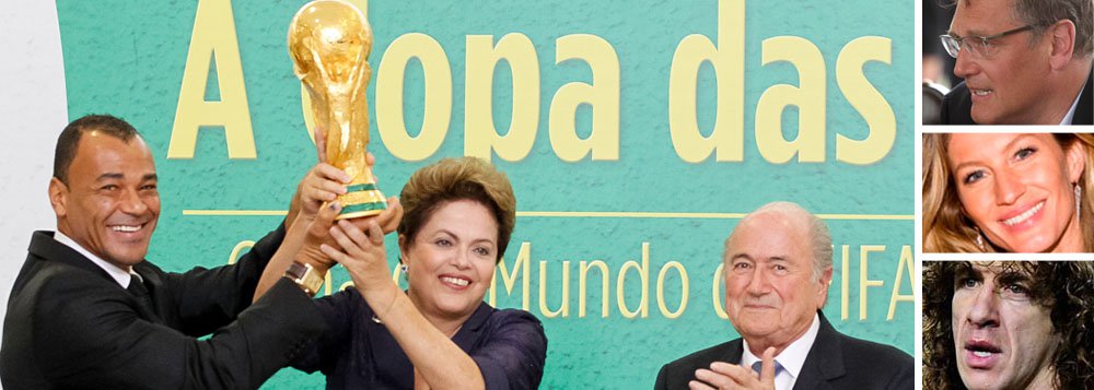 Presidente Dilma Rousseff foi convidada pela Fifa, e aceitou, entregar o troféu da Copa do Mundo ao capitão da seleção campeã do torneio; informação foi confirmada hoje pelo secretário-geral Jérôme Valcke; cerimônia de entrega vai acontecer em 13 de julho, no estádio do Maracanã, no Rio de Janeiro; top model Gisele Bündchen, ao lado do ex-capitão espanhol Puyol, levarão taça até o estádio; 22 chefes de Estado já confirmaram presença na festa, que deverá ser acompanhada por mais de 3,6 bilhões de pessoas em todo mundo; mas privilégio de entrega de troféu será mesmo de Dilma; momento pode servir de desagravo à presidente sobre as vaias disparadas na abertura do Mundial, no estádio do Itaquerão, a partir da plateia VIP