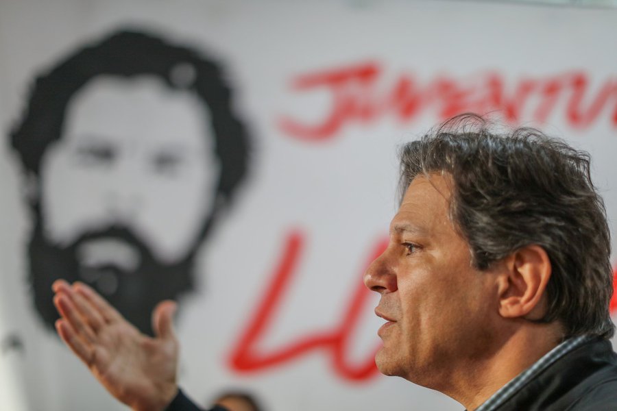 Haddad: TSE deve aguardar decisão do STJ antes de julgar candidatura Lula