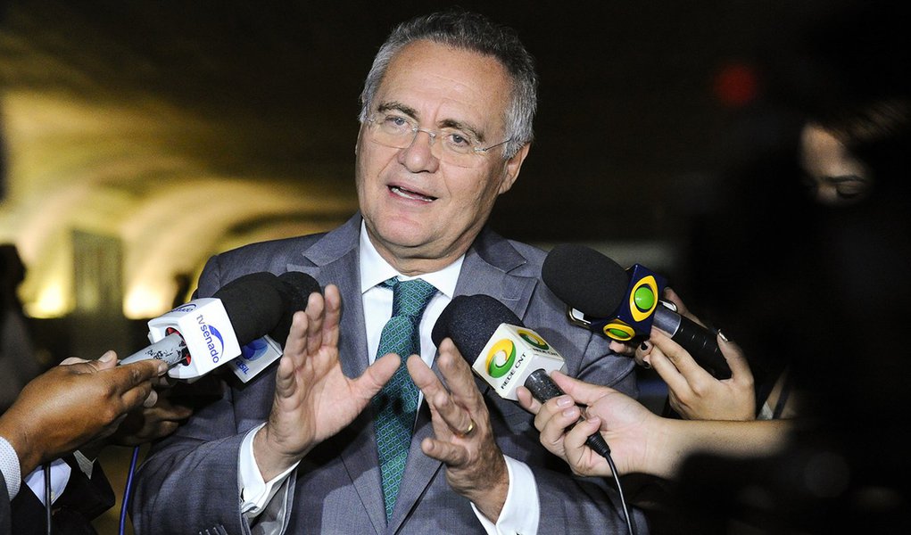 PF diz que Renan recebeu propina na Suíça e o acusa de corrupção