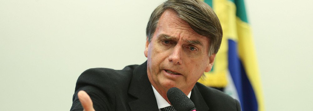 Bolsonaro é golpismo brutal, a falta de pão e paz; a ausência de civilização e inteligência