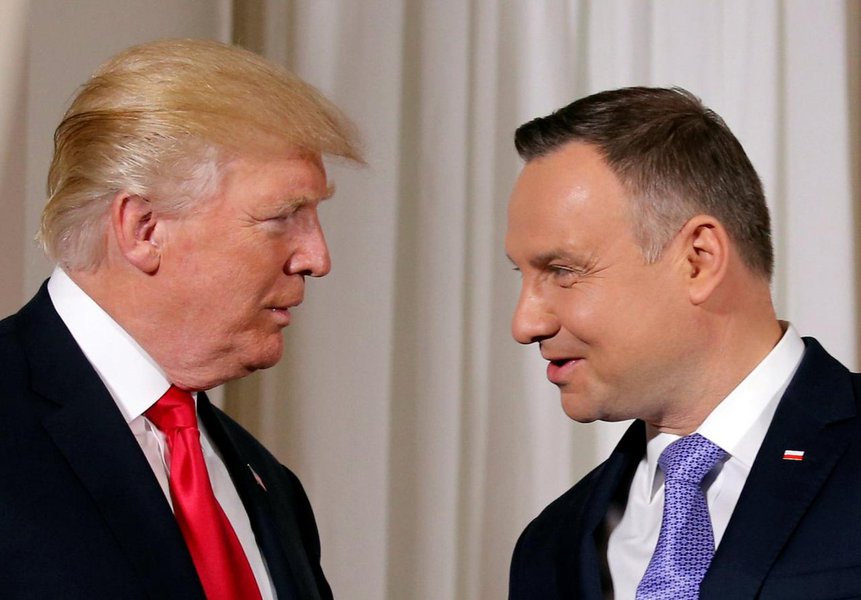 EUA debatem construção do "Fort Trump", base militar permanente na Polônia