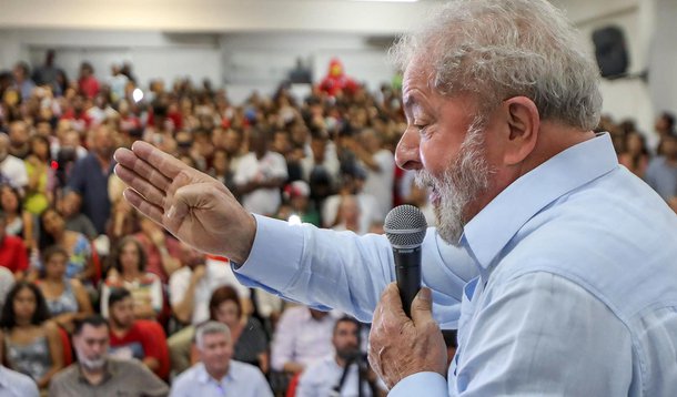 Adversários de Lula não sabem o que é democracia