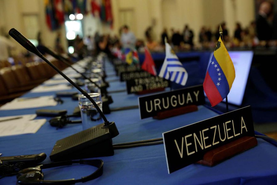 Conselho Mundial da Paz repudia ameaça militar à Venezuela