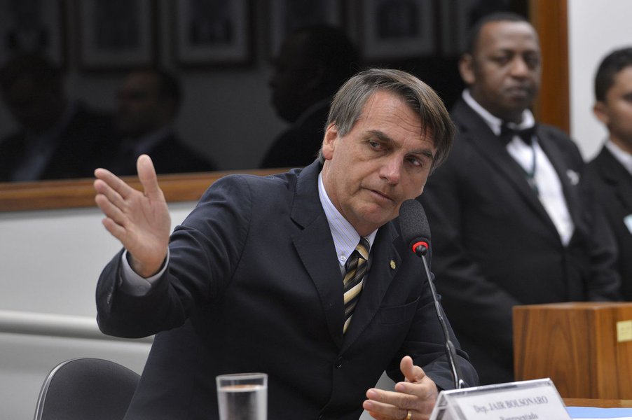Bolsonaro diz que vai tirar o Brasil da ONU, se eleito