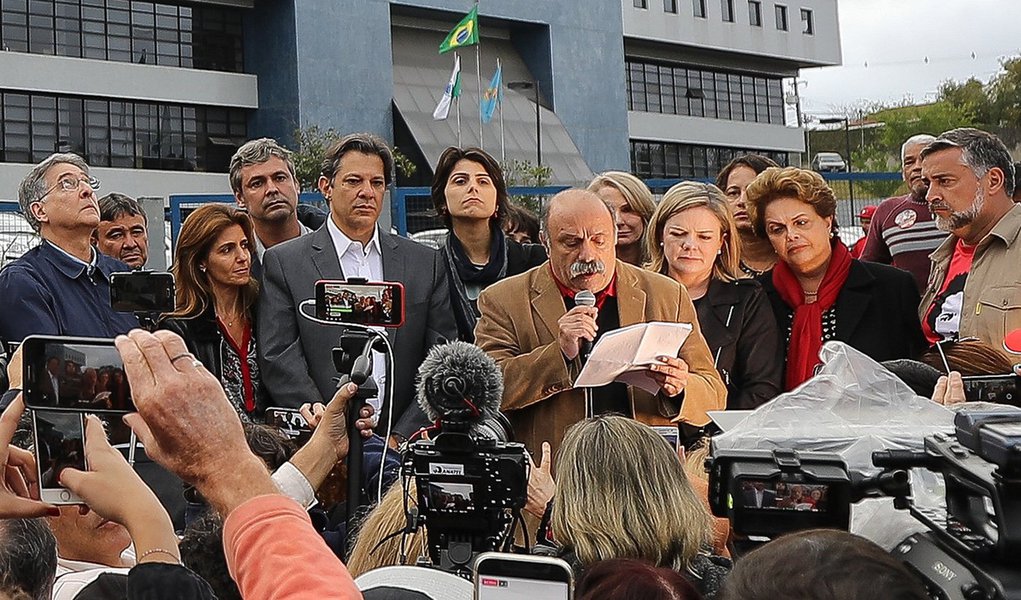 Assista O Vídeo Da Leitura Da Carta Histórica De Lula Brasil 247 6771