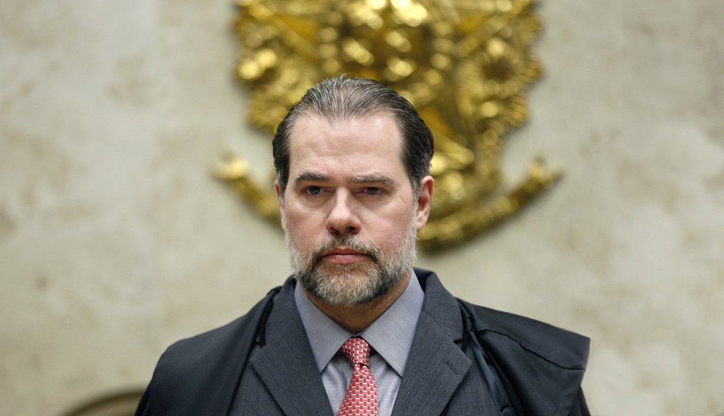 Toffoli não vai se pronunciar sobre ameaça de Eduardo Bolsonaro