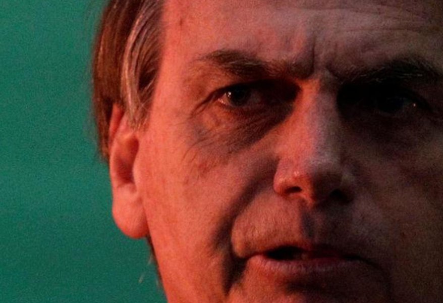 Bolsonaro se assume candidato a ditador e oferece aos opositores a cadeia ou o exílio