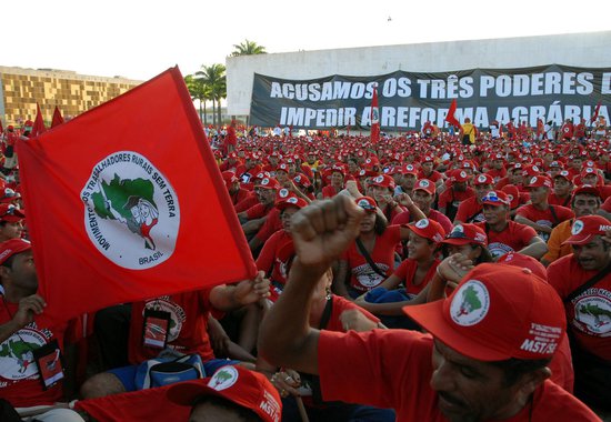 As tarefas dos movimentos Bolsonaro sociais no governo