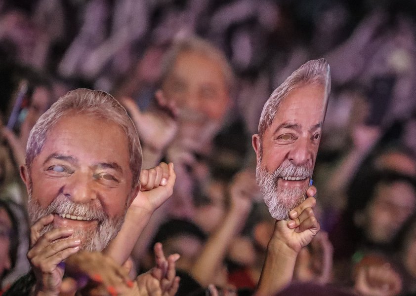 PT anuncia recursos e diz que vai com Lula até o fim