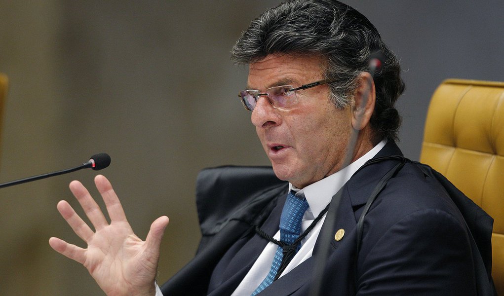 Marcelo Auler aponta contradições do discurso de Fux no caso Battisti