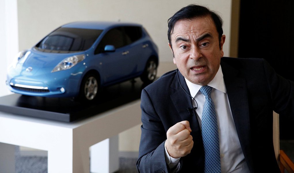 Filial da Nissan pode ter gasto R$ 68 milhões em casas para Ghosn