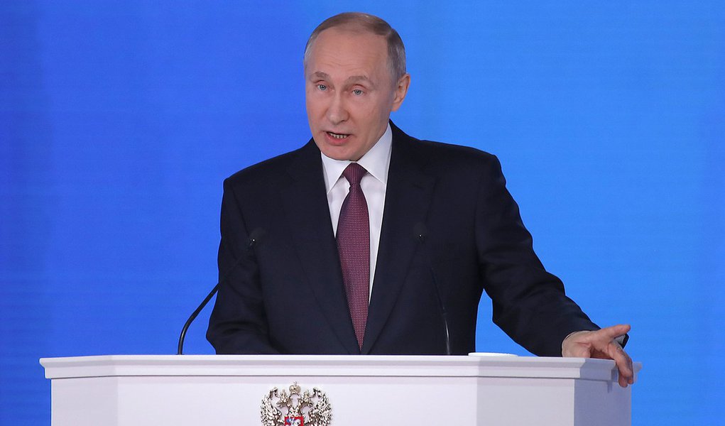 Putin espera que divergências entre Rússia e EUA não gerem nova 'Crise dos Mísseis'