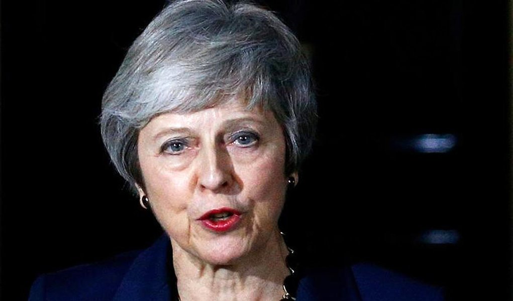 Gabinete britânico apoia plano de Theresa May para o Brexit