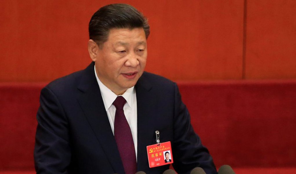Xi Jinping pede esforços para erradicar pobreza dentro do prazo estipulado