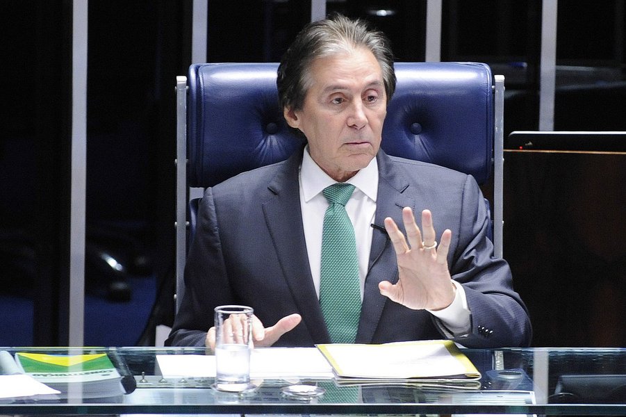 Eunício: Não me importo se Bolsonaro vai gostar ou não