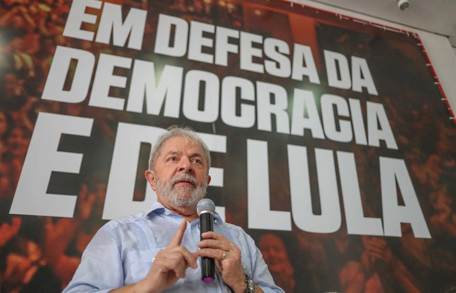 Mesmo fora da sucessão, Lula continua sob o fogo de togados