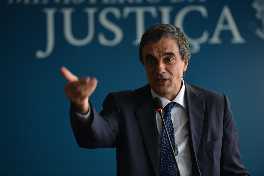 Cardozo rechaça Moro na Justiça: juiz não pode fazer política